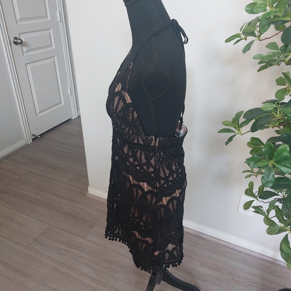 Forever 21 Formal Lace-Trim Dress Size Medium NWT - Picture 4 of 15